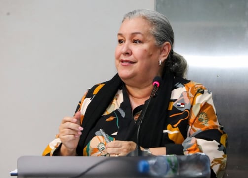 La Asamblea Nacional aprobó citar a la ministra del Mides con 34 votos a favor para responder un cuestionario de 42 preguntas sobre la gestión de albergues. Tomada de X