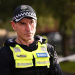 “Sigue nadando, sigue nadando”: un héroe de 13 años salvó su vida, la de su madre y la de sus hermanos en el mar australiano