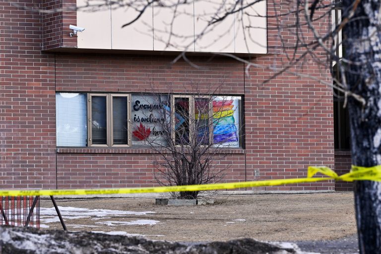Tiroteo en Canadá: la policía identificó a la atacante como una mujer trans de 18 años con problemas de salud mental