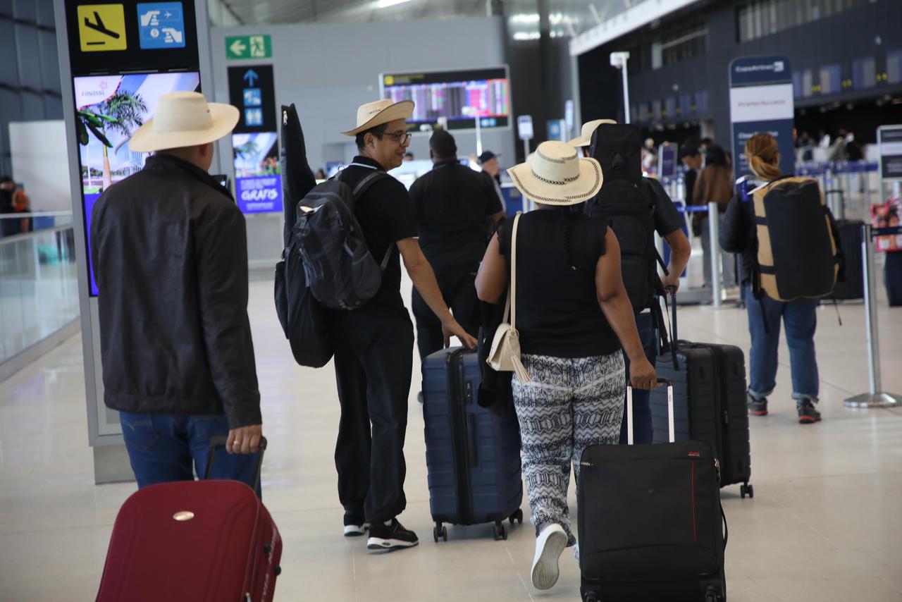 Las salidas internacionales desde Tocumen sumaron 300,023 pasajeros en enero de 2026, lo que representa un aumento del 15% frente al mismo mes del año anterior. Cortesía Tocumen