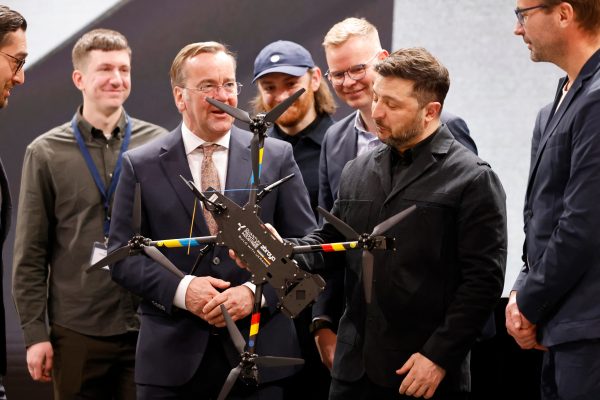 Ucrania aseguró que las tropas de países europeos se desplegarán en su territorio tras la guerra