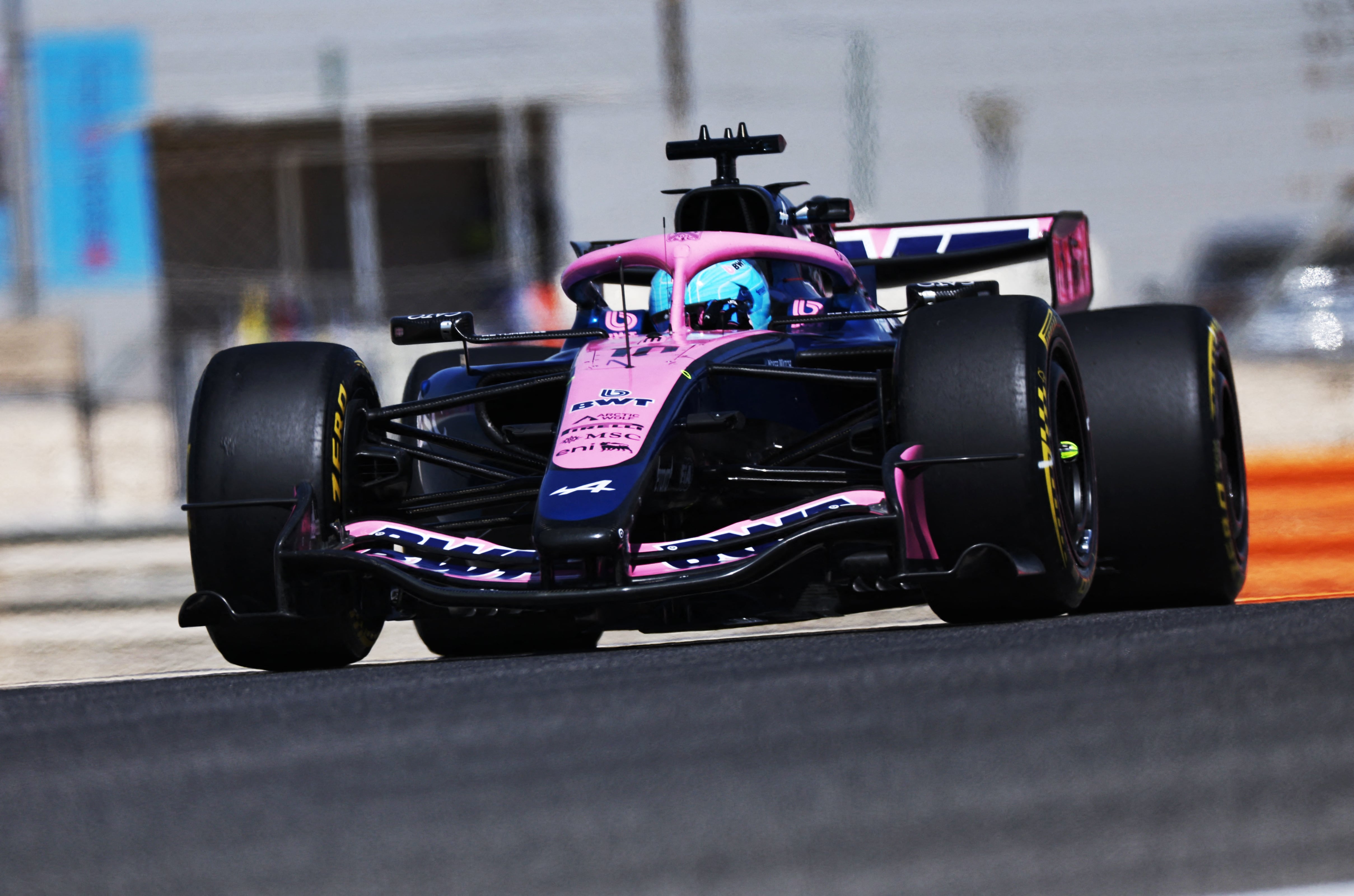 Pierre Gasly, el elegido de Alpine para girar en el último día de la pretemporada en Baréin (REUTERS/Hamad I Mohammed)