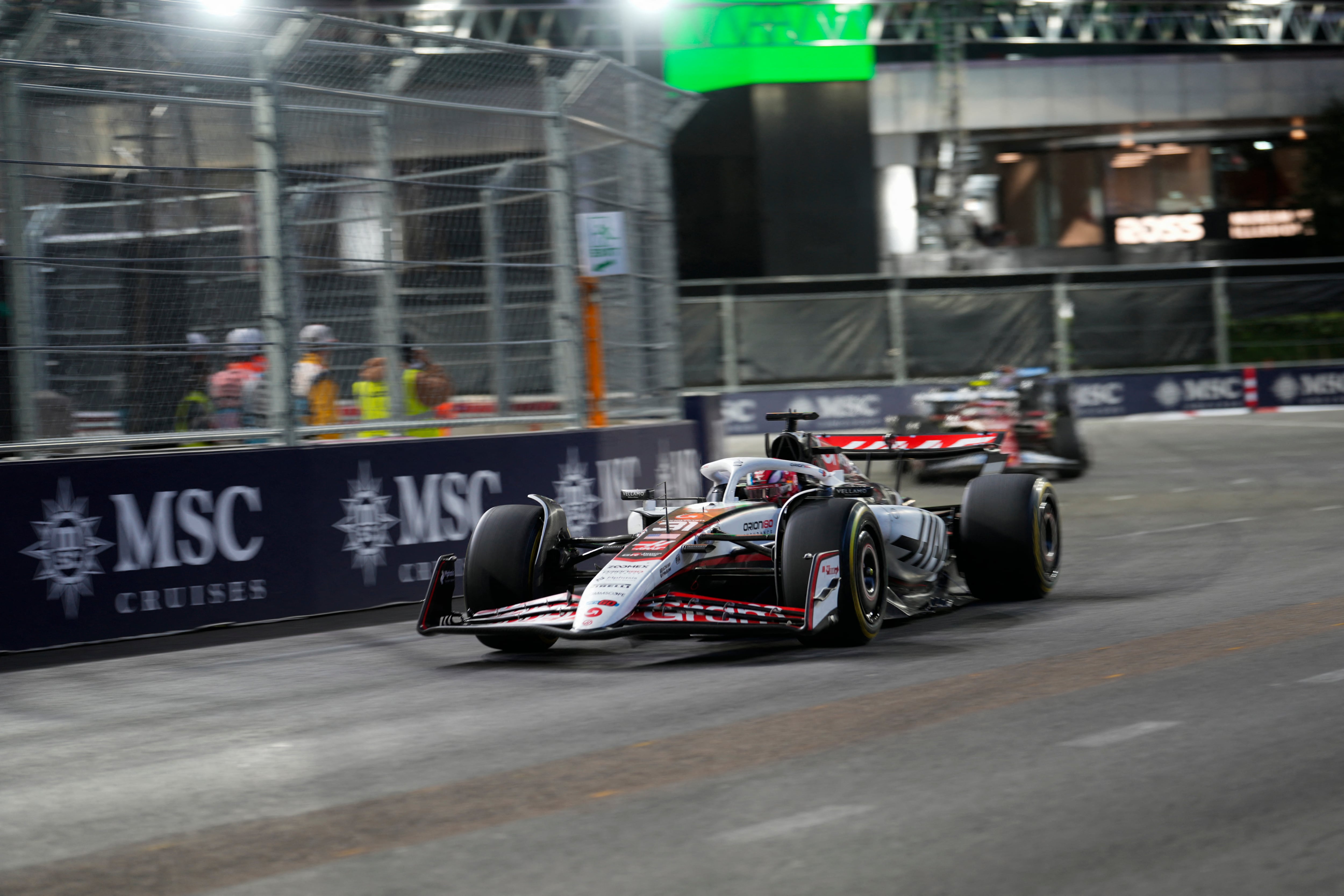 Esteban Ocon intentará tener una mejor temporada con Haas en la F1 (Lucas Peltier-Imagn Images)