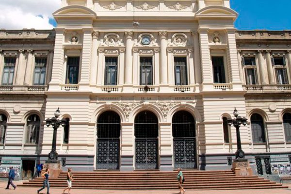 Uruguay busca mejorar los tiempos de viaje del transporte público y analiza opciones para reformar el sistema de movilidad