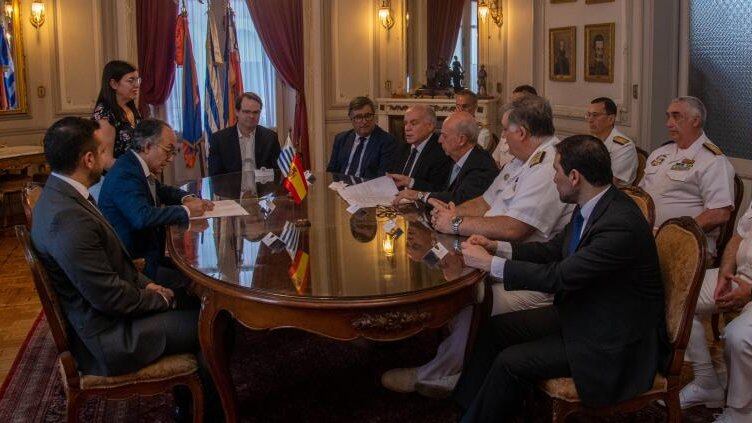 Uruguay recibe al menos cinco ofertas para comprar patrulleras oceánicas tras rescindir contrato con española Cardama