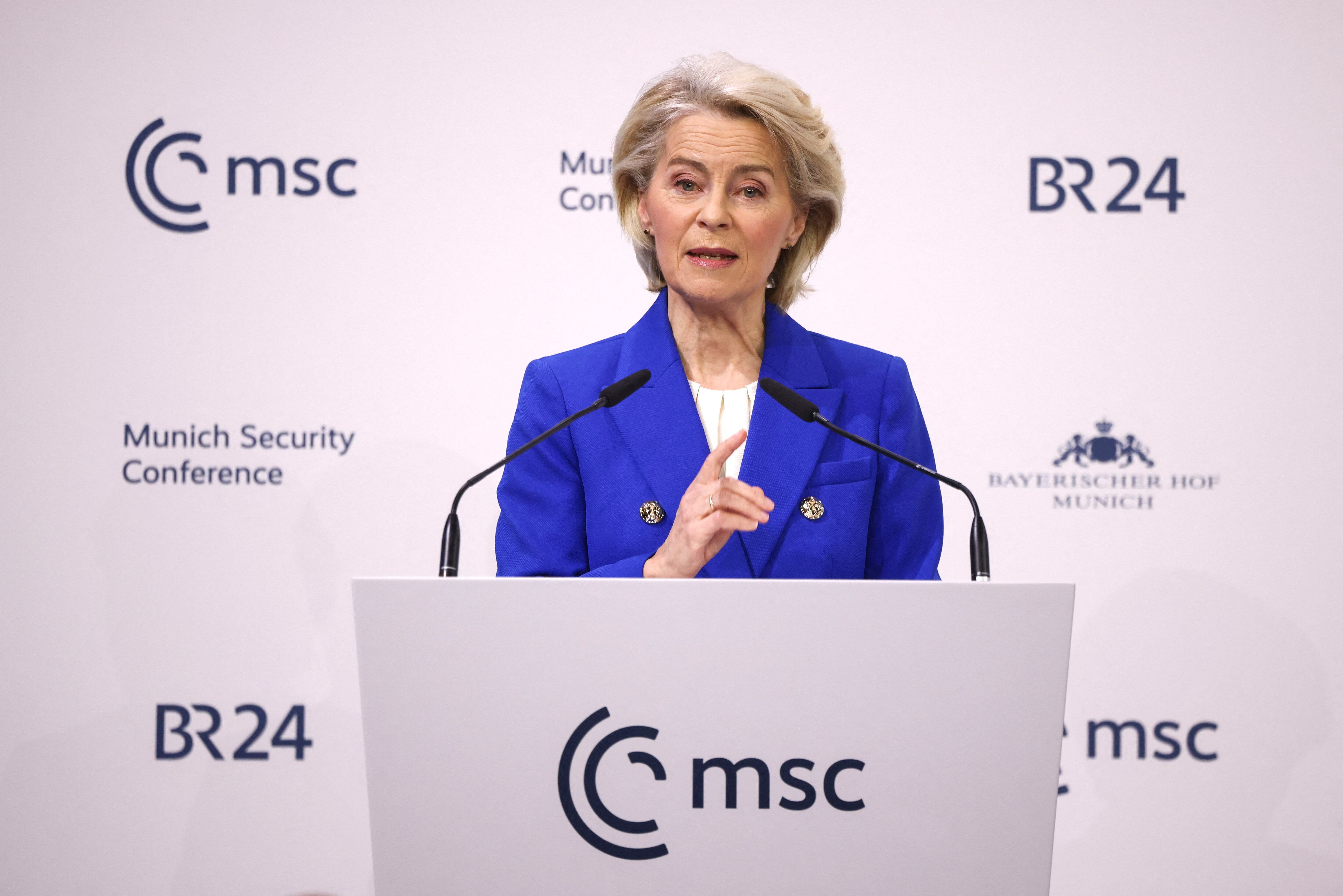 La presidenta de la Comisión Europea, Ursula von der Leyen, habla durante la Conferencia de Seguridad de Múnich (MSC), en Múnich, Alemania, el 14 de febrero de 2026. REUTERS/Liesa Johannssen