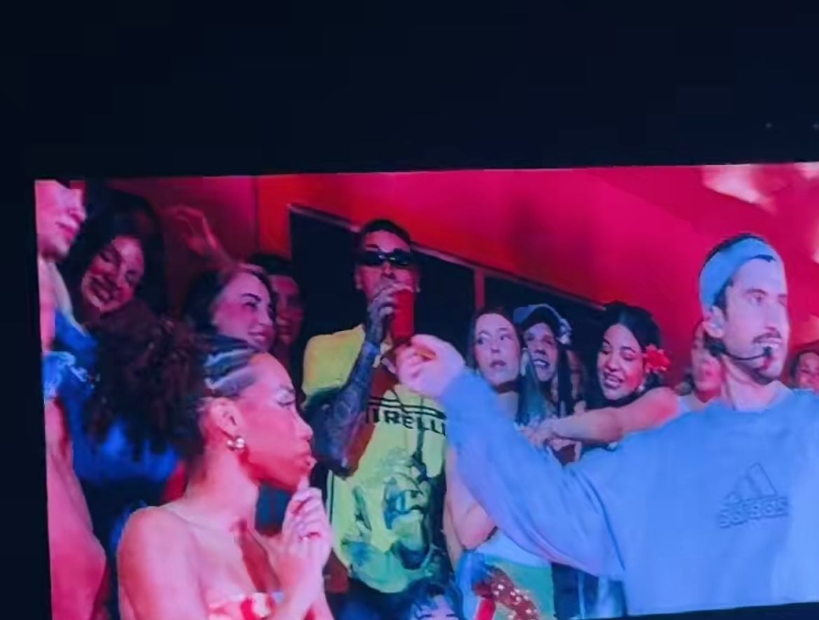 Tiago PZK y Nicki Nicole en el La Casita de Bad Bunny 