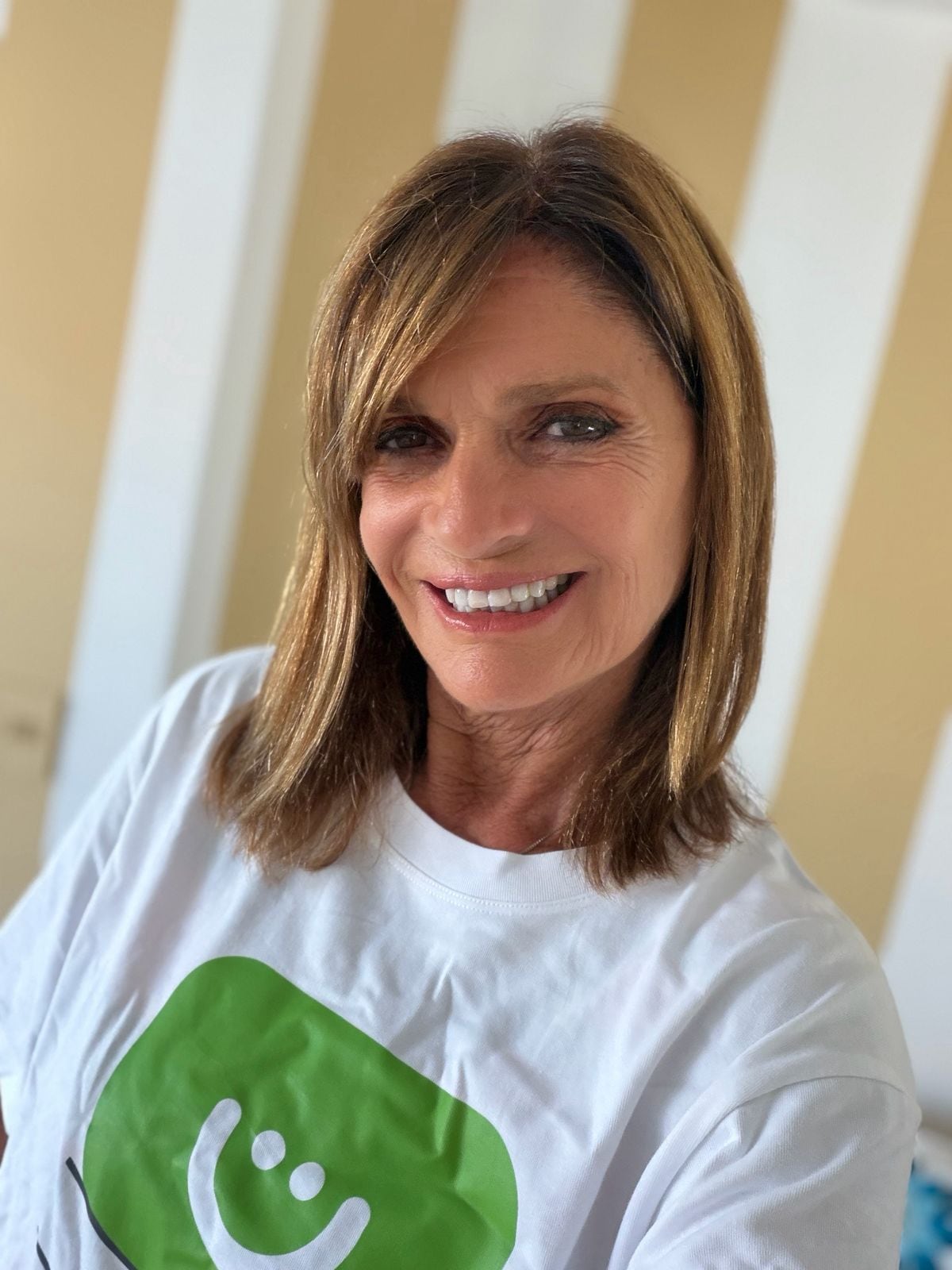 Al sumarse a #YoAbrazo, Teresa Calandra da visibilidad a la labor de acompañamiento de la Fundación Natalí Flexer