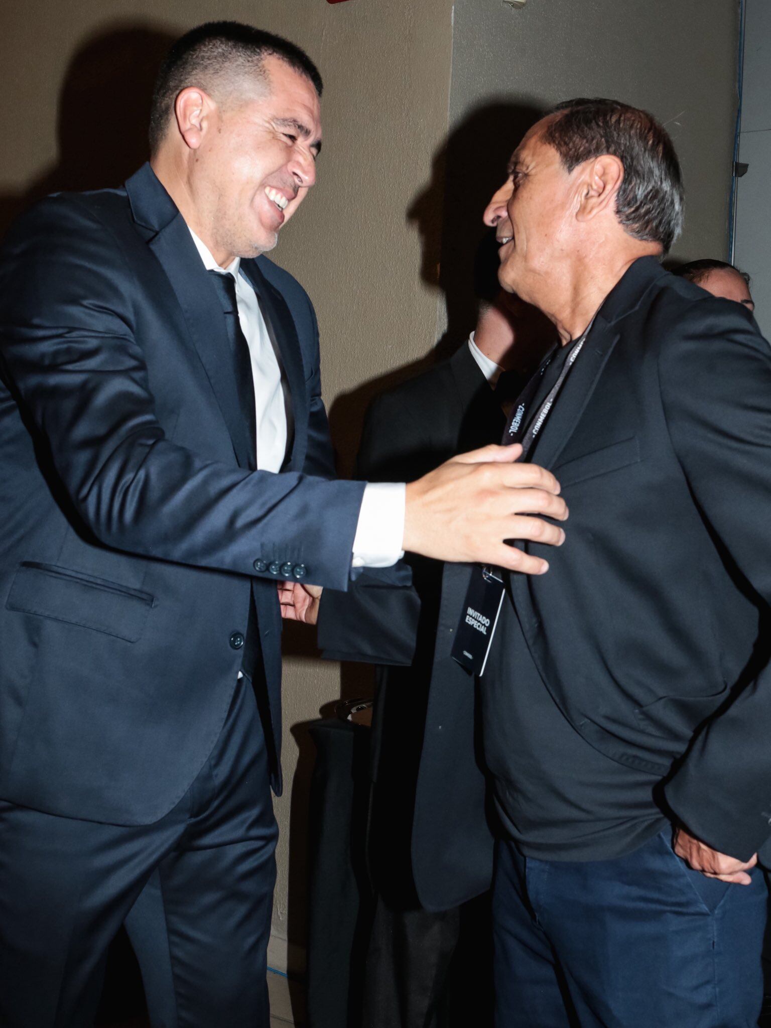 Juan Román Riquelme junto a Ramón Díaz (@Libertadores)