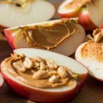 4 combinaciones de snacks avaladas por nutricionistas que mejoran la salud intestinal