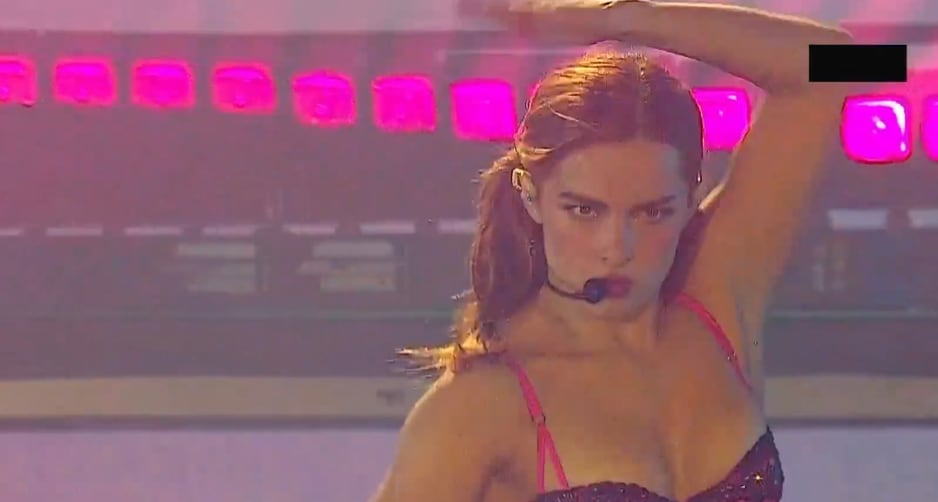 Addison Rae brilló en su presentación en Lollapalooza Argentina