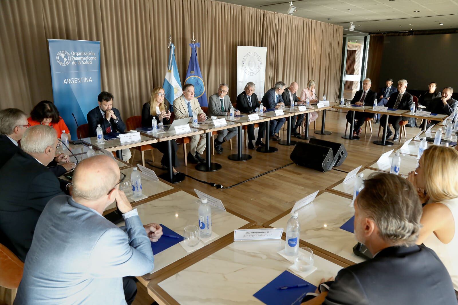 Además de vacunas, el convenio con la OPS y los laboratorios argentinos ampliará la exportación de medicamentos de alto costo y biosimilares (Gentileza: Ministerio de Salud)