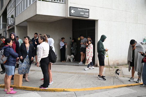 Autorizaron el regreso de los vecinos a la torre evacuada por un derrumbe en Parque Patricios
