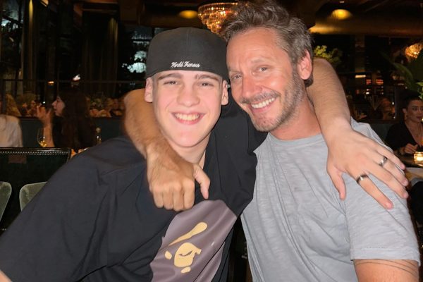 Benjamín Vicuña celebró los 18 años de su hijo Bautista con un emotivo posteo: “Me enseñas cómo luchar, reír y vivir”