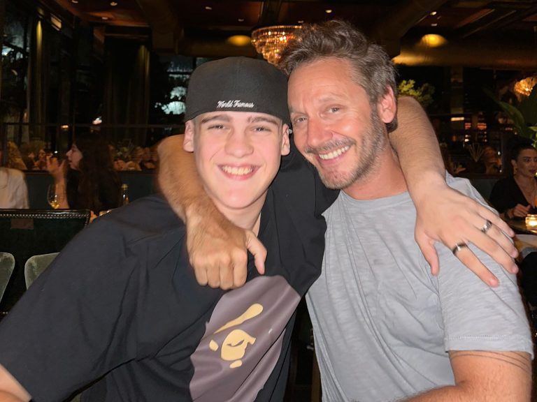 Benjamín Vicuña celebró los 18 años de su hijo Bautista con un emotivo posteo: “Me enseñas cómo luchar, reír y vivir”