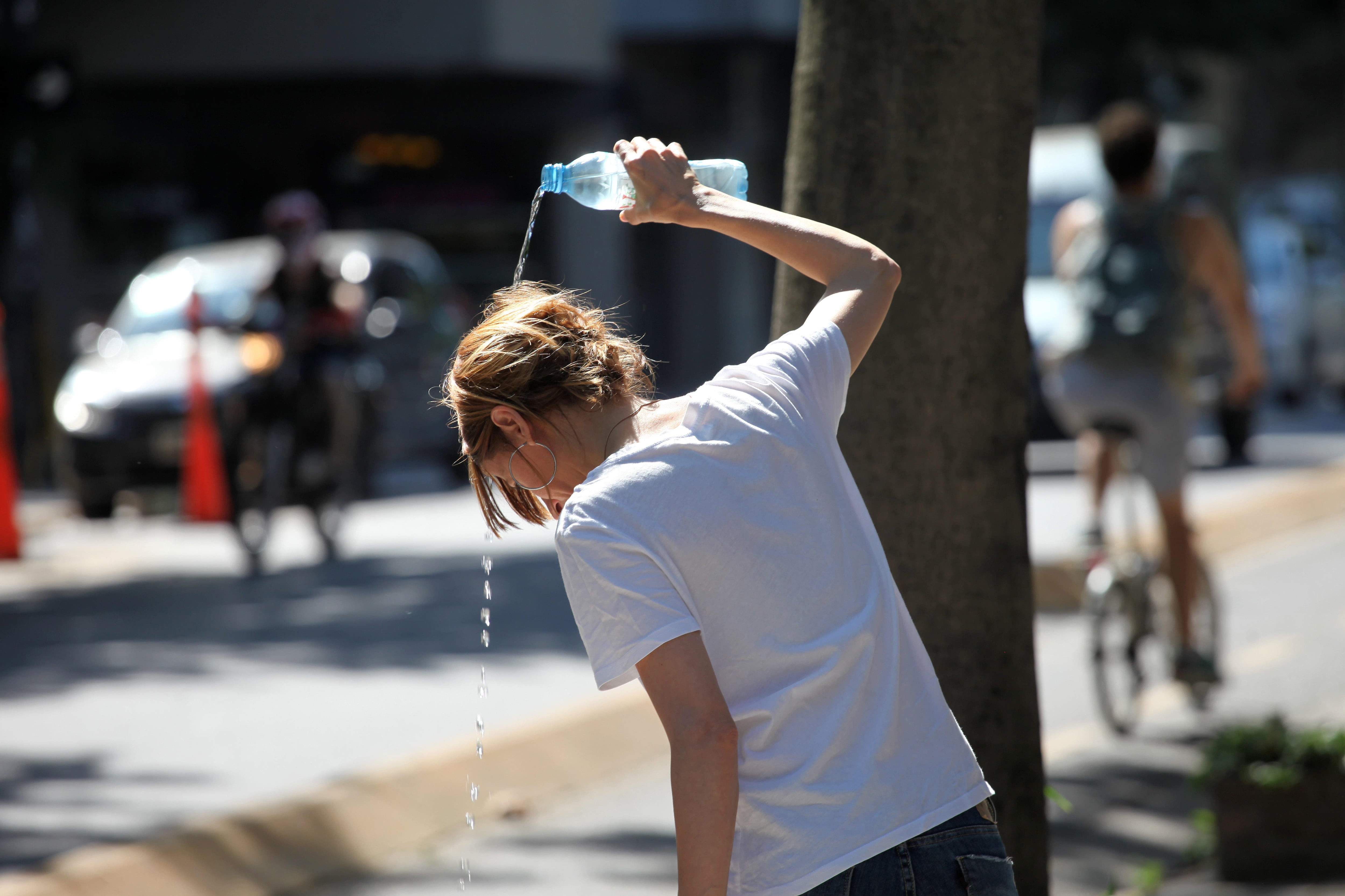 El domingo se alcanzarán los 32 grados (Grosby)