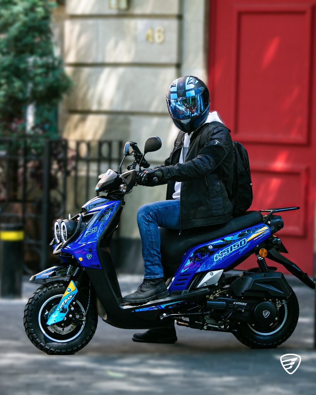  ITALIKA fomenta el emprendimiento al permitir que jóvenes y adultos inicien pequeños negocios de mensajería y transporte. (Cortesía ITALIKA)