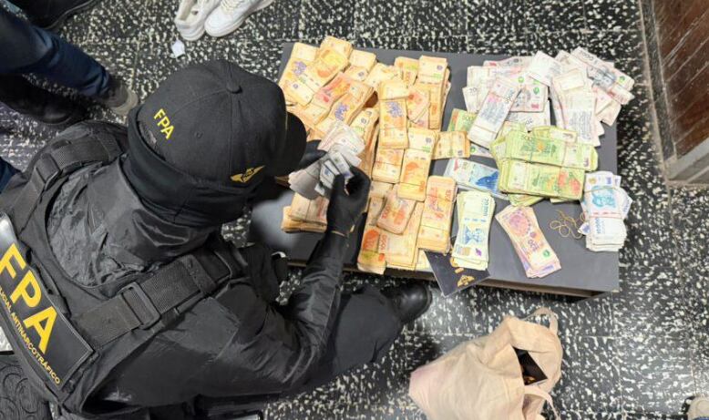 Parte del dinero secuestrado