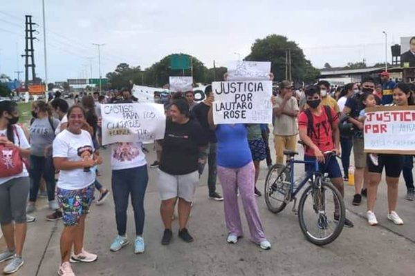 Corrientes: condenaron a 4 policías por dejar morir ahogado a un joven durante una persecución en el Paraná