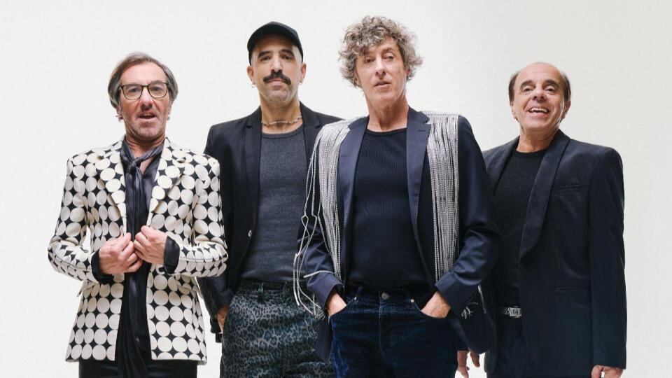 Desde Uruguay, El Cuarteto de Nos desplegó un rock corrosivo e irreverente sin fronteras (crédito cortesía Altafonte)