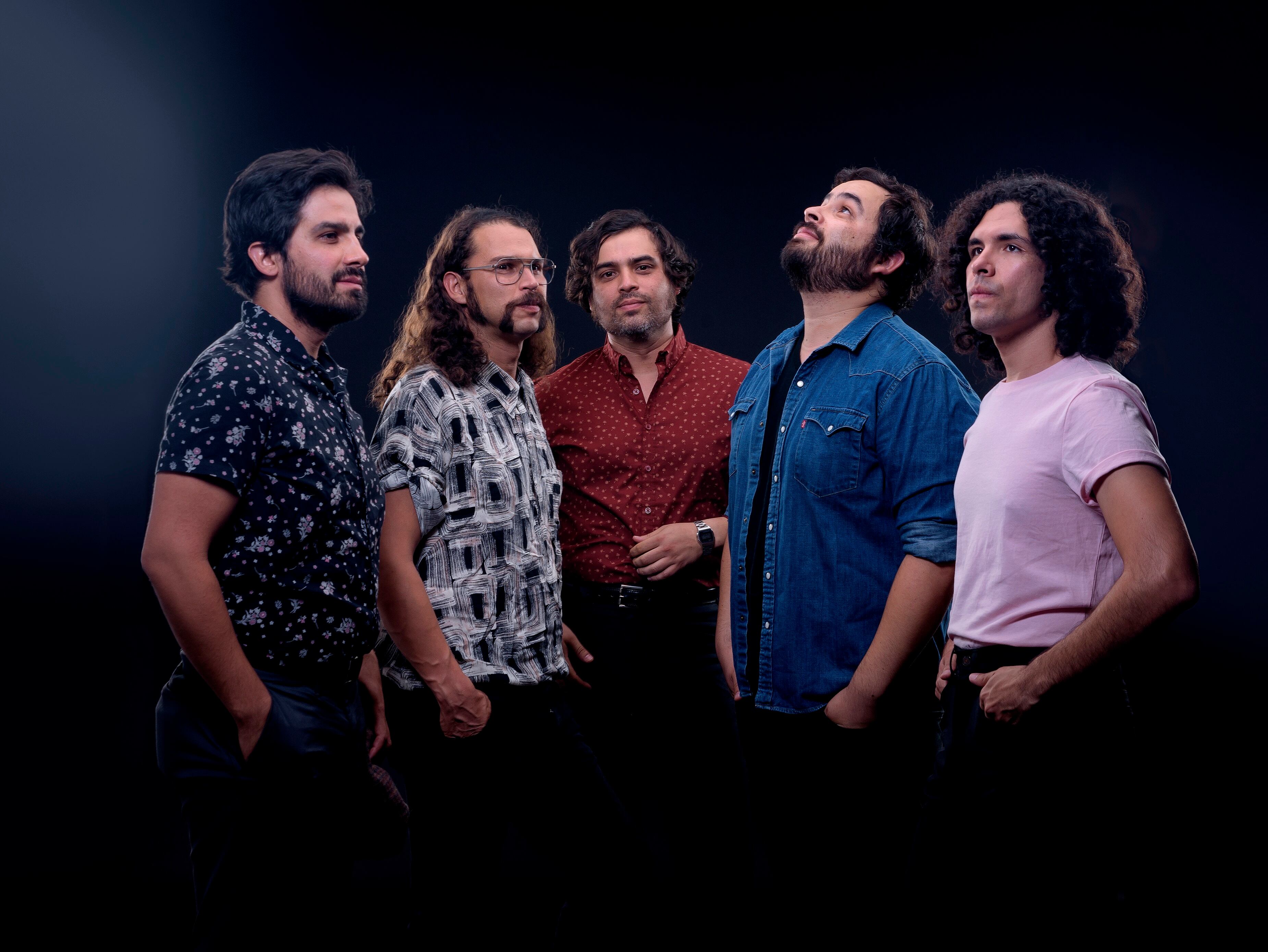 El grupo mexicano Enjambre, durante una sesión en Ciudad de México (EFE/ Universal Music)