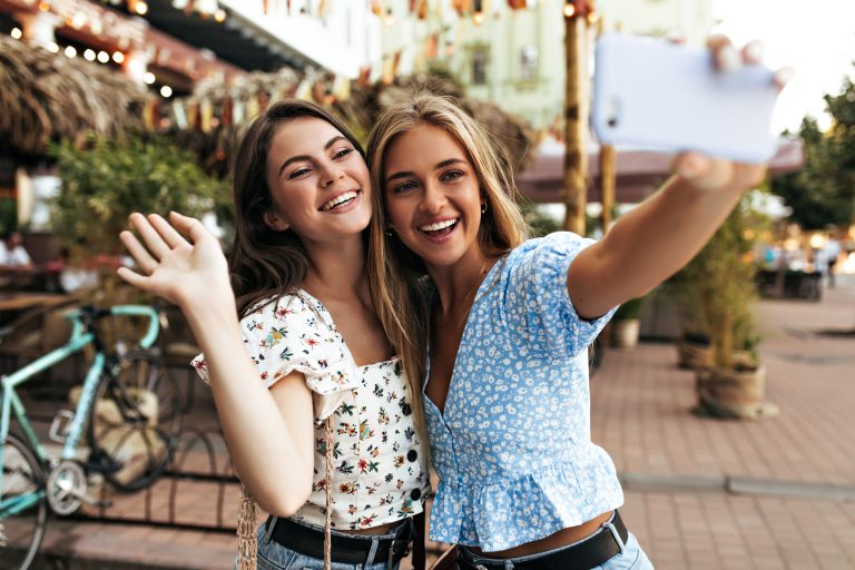 Cuáles son los 10 países más felices del mundo, según la Universidad de Oxford