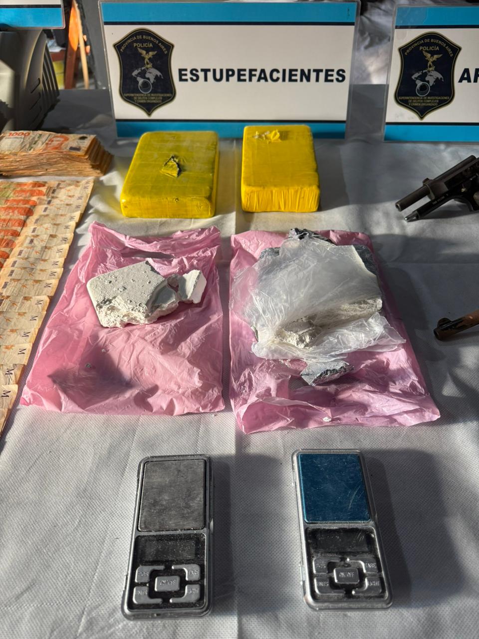 Les encontraron cuatro kilos de cocaína