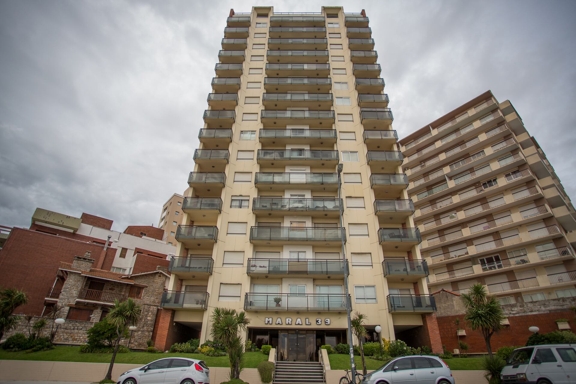 Alberto Olmedo cayó del piso 11 del edificio Maral 39