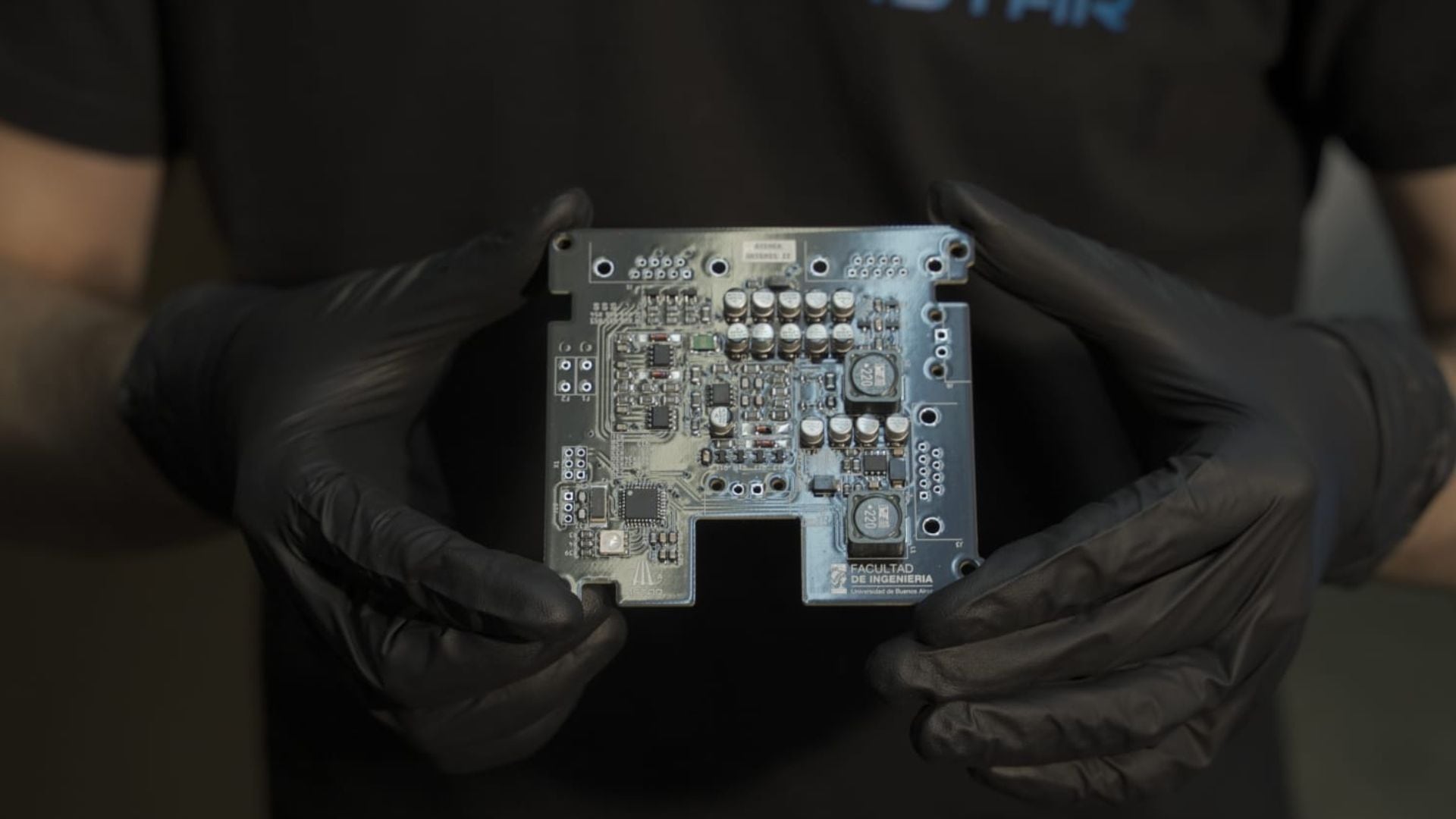 El satélite Astar orbitará la Luna a una distancia récord de 72 mil kilómetros, superando ampliamente a los satélites geoestacionarios tradicionales (Infobae en Vivo)