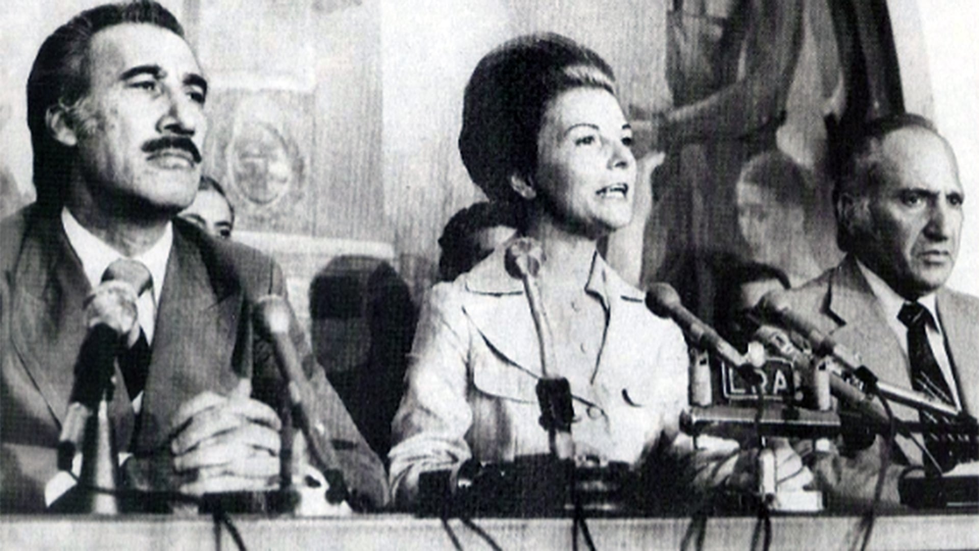 Casildo Herreras, Isabel y Lorenzo Miguel en un acto en la CGT. La presidente había ido para lograr el apoyo de los dirigentes gremiales