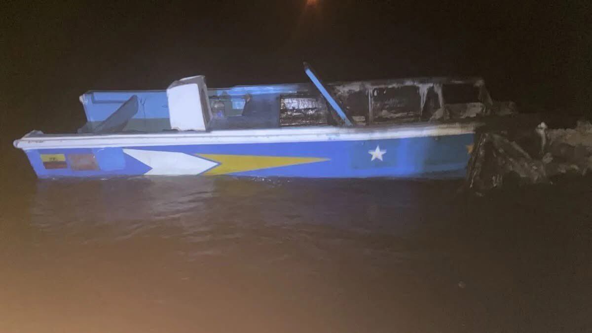 Ecuador: desaparecieron 16 pescadores en Ecuador tras una explosión en altamar