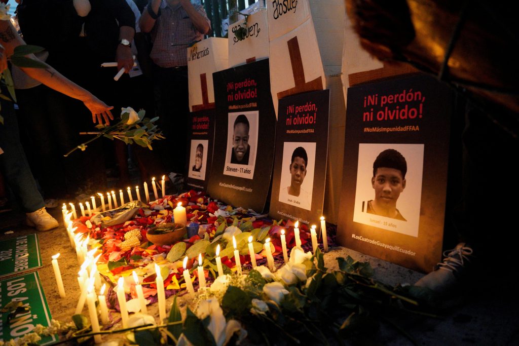 Ecuador investiga la muerte de un civil bajo custodia militar y crecen las denuncias de abusos en el marco del estado de excepción