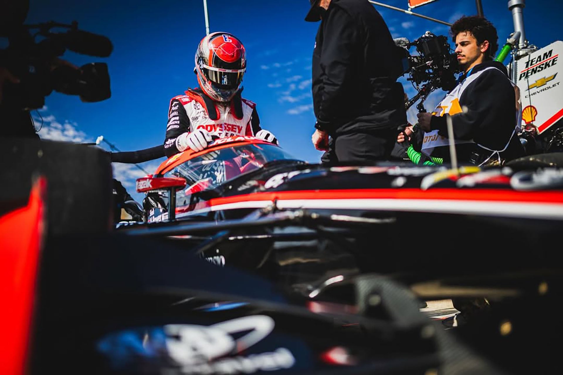 El piloto Scott McLaughlin salió ileso de su vehículo 