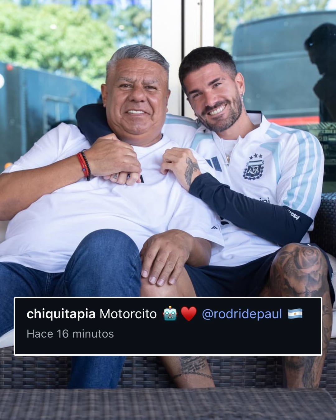 La foto de Tapia y De Paul y el mensaje del directivo