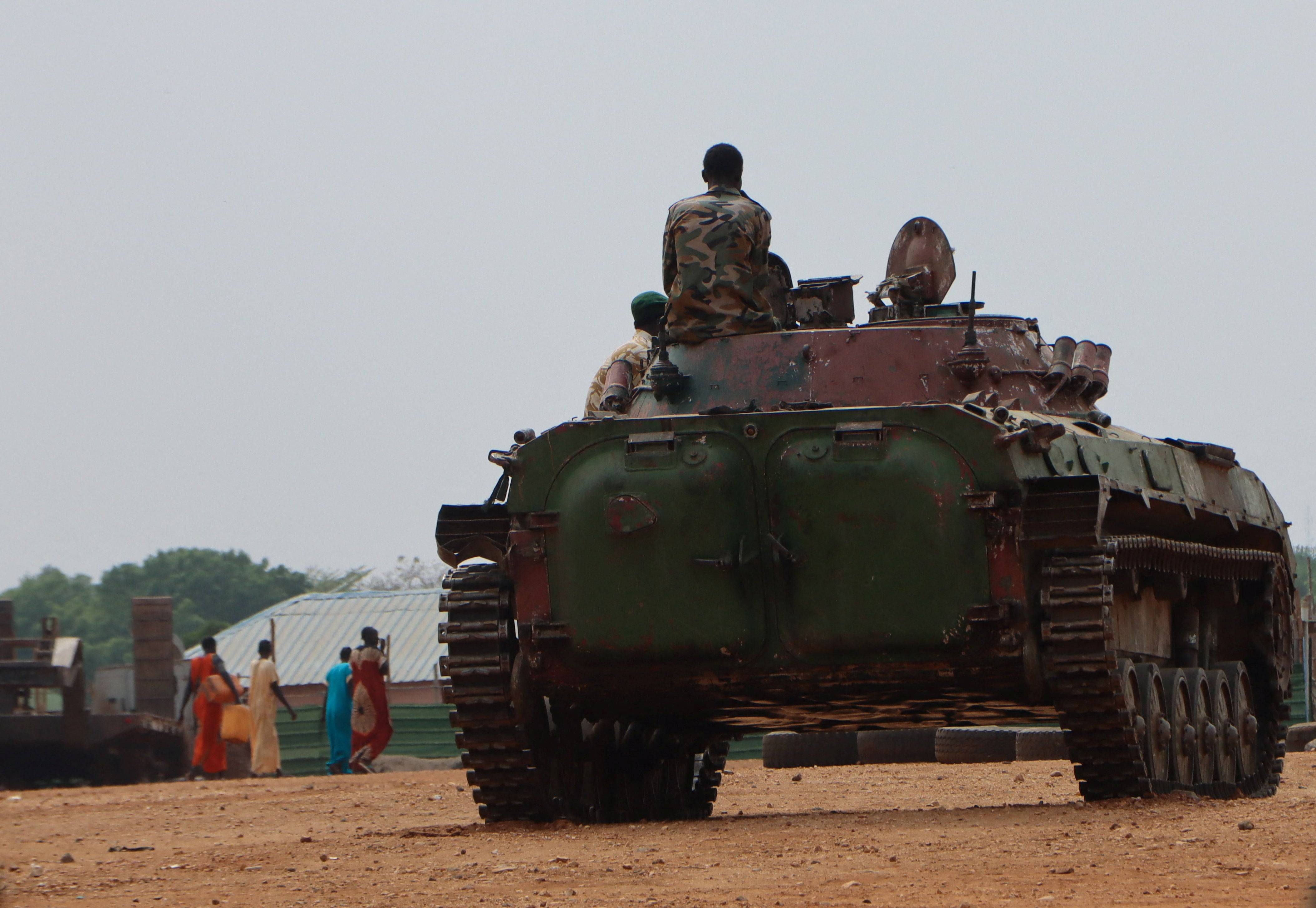 La guerra civil en Sudán obligó al Al-Hilal a abandonar su ciudad natal y su estadio para buscar refugio en Mauritania (REUTERS/Samir Bol)