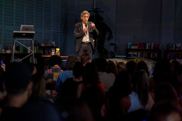 “El cuerpo expresa lo que la mente reprime”: siete lecciones del doctor Gabor Maté, experto en trauma y salud mental