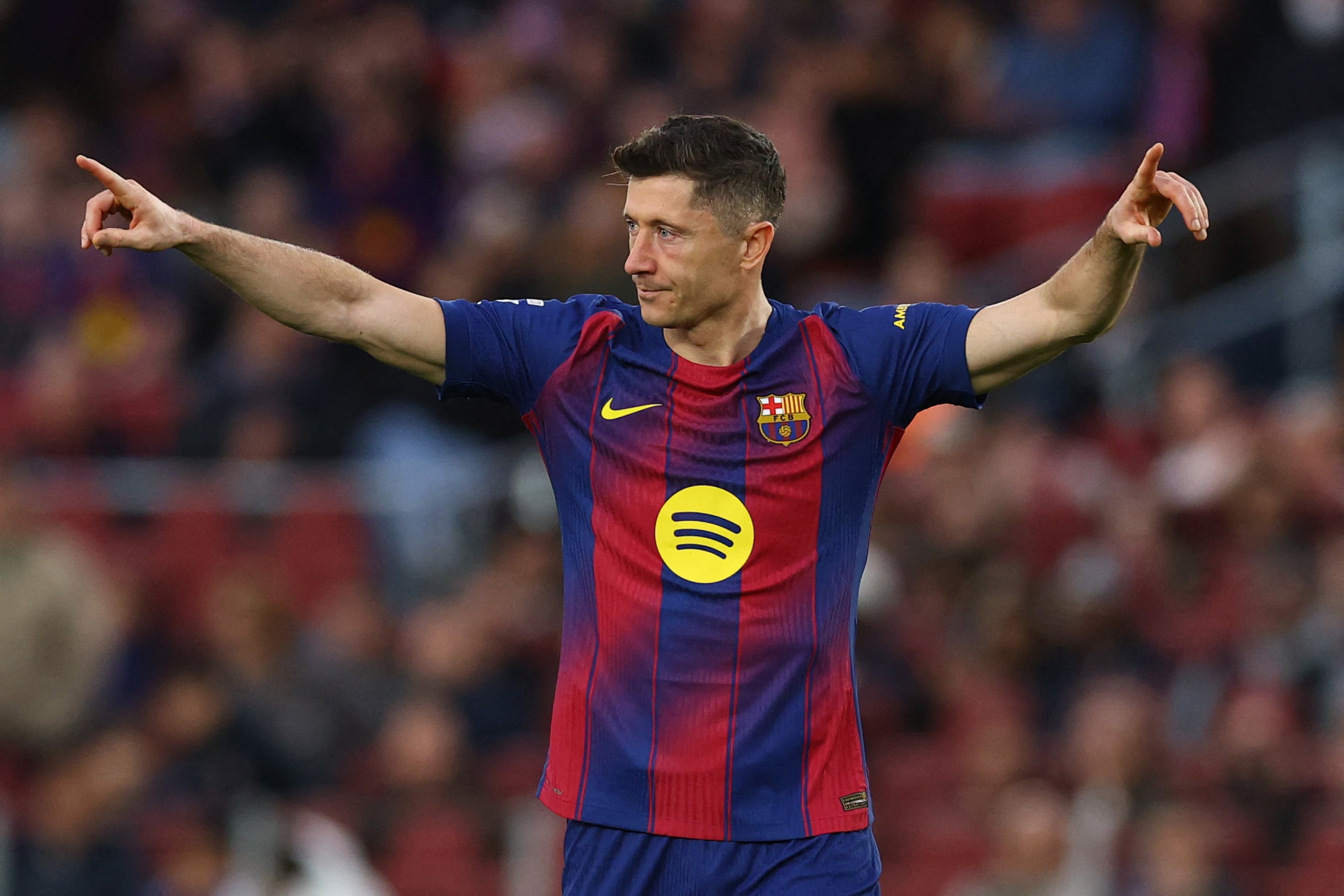 La campaña Protect Your Craft de Mackage muestra cómo la disciplina y la constancia de Robert Lewandowski definen su éxito en el fútbol de élite (REUTERS/Albert Gea)
