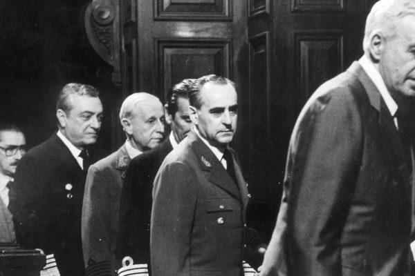 El día que las Fuerzas Armadas lanzaron una feroz crítica contra el gobierno de Isabel Perón y la trama del plan “desgaste”