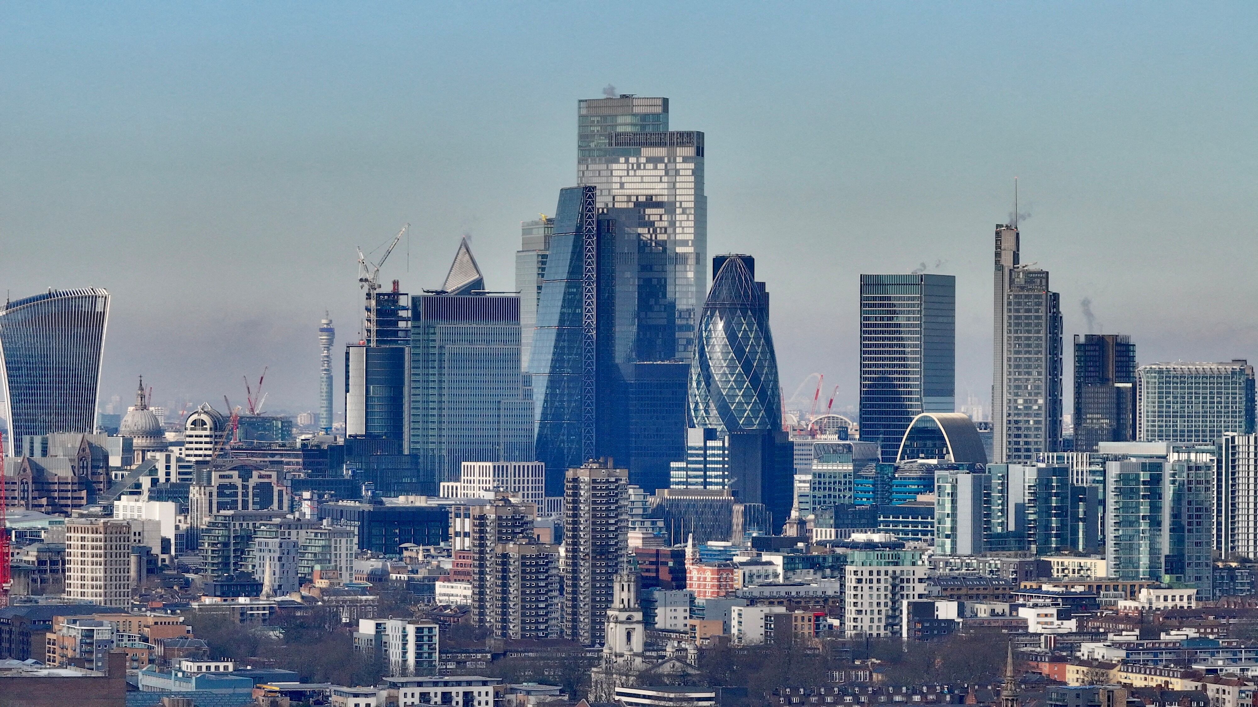 Vista aérea de la City de Londres, el centro financiero británico. Expertos detectaron en el Reino Unido
