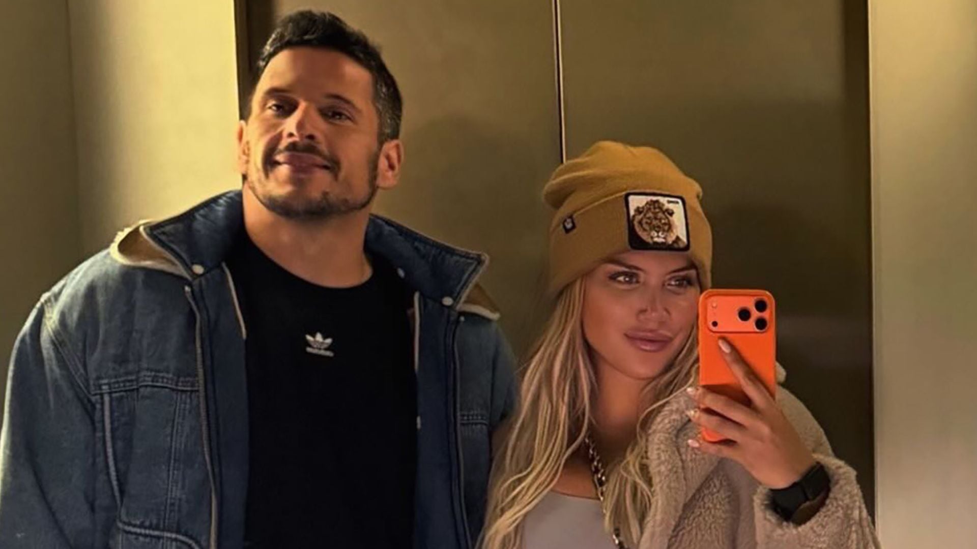 La empresaria viajó en el exclusivo Shinkansen temático, pero su actitud a bordo fue cuestionada por usuarios japoneses y generó debate en redes (Instagram)