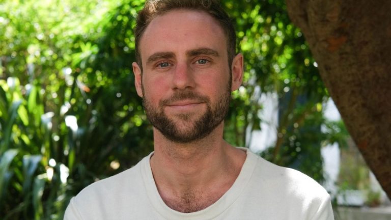 El libro que habla de la hipocondría desde un punto de vista tanto médico como literario: ¿se puede comprender el dolor más allá de Internet?