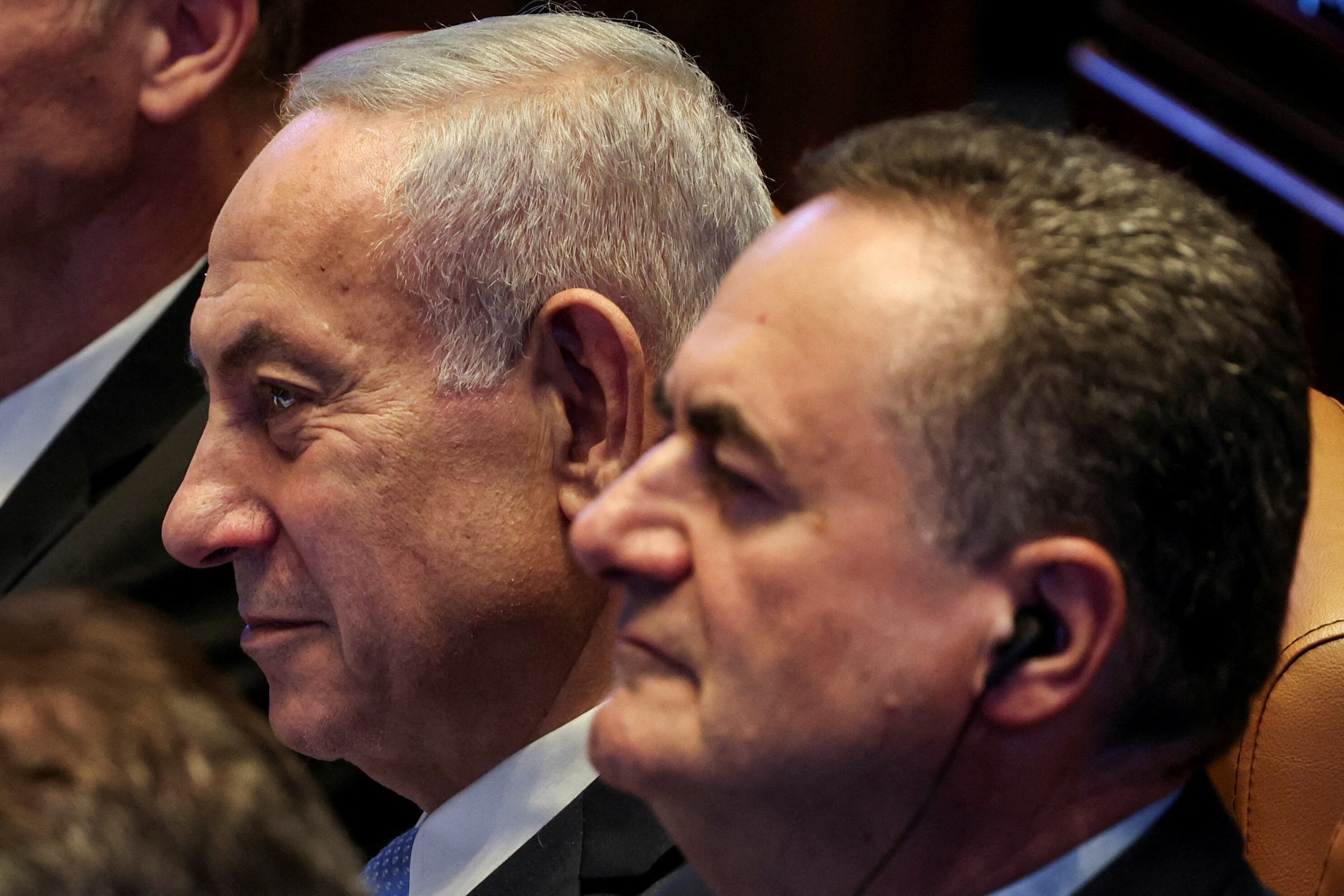 El primer ministro israelí, Benjamin Netanyahu, y el ministro de Defensa, Israel Katz (REUTERS/Ronen Zvulun/Archivo)