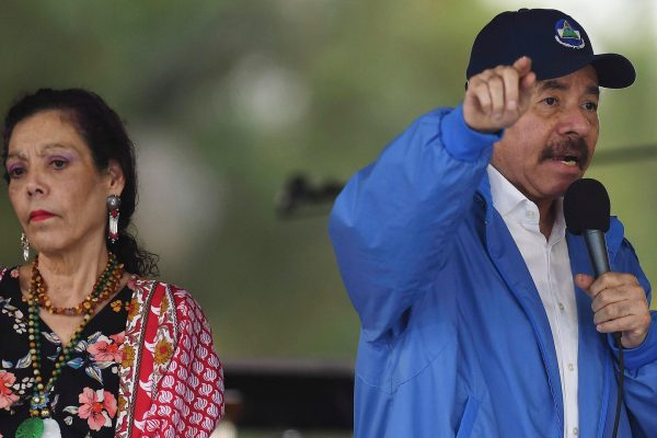 El obispo Silvio Báez, desterrado por la dictadura de Ortega, calificó de “ciegos” a quienes creen que los sistemas políticos son eternos