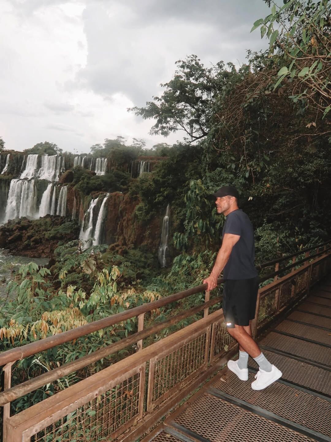 El recorrido de Carla Pereyra y Cholo Simeone por las Cataratas: fotos, familia y reflexiones sobre la naturaleza