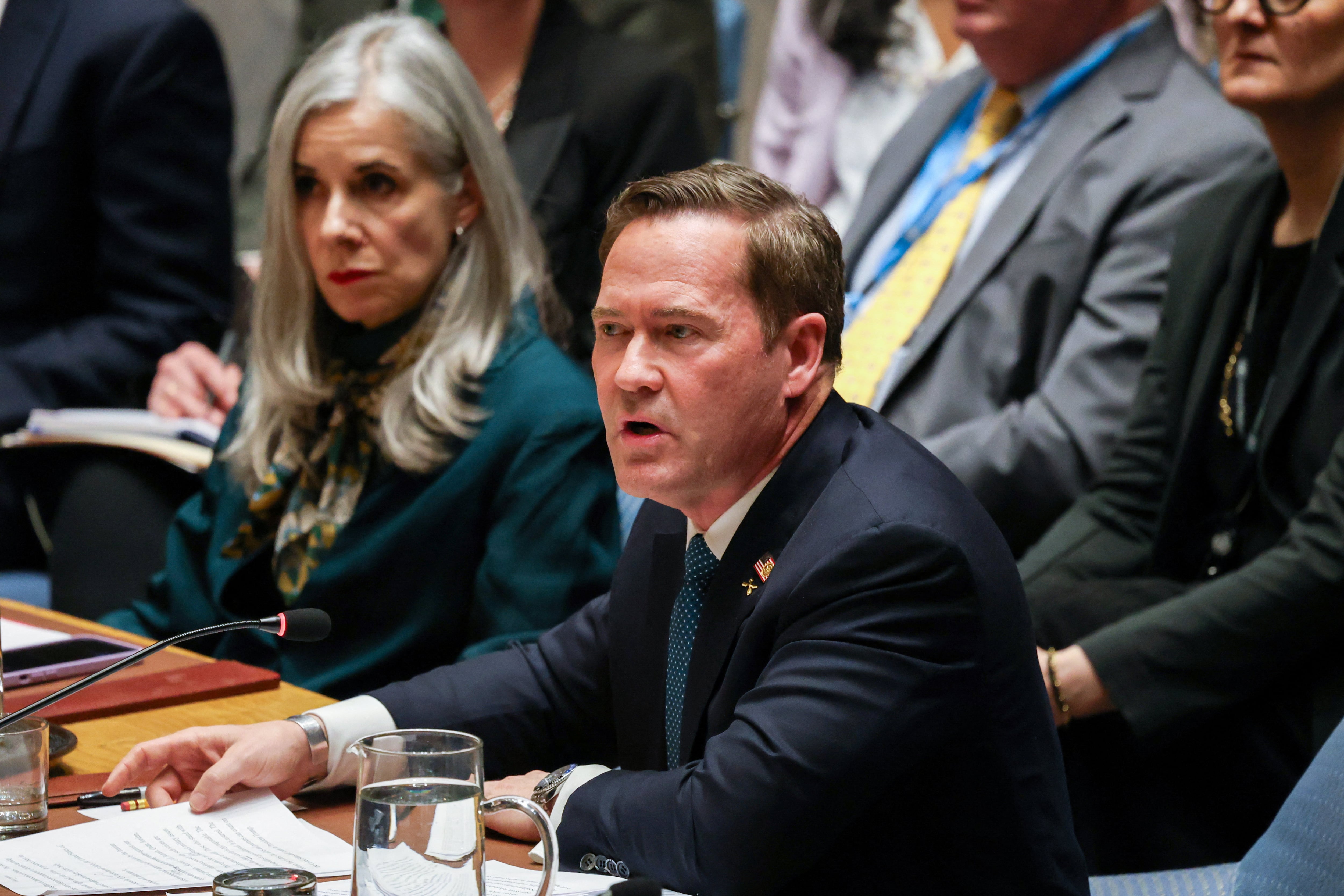 El embajador de Estados Unidos ante las Naciones Unidas, Mike Waltz, habla durante una reunión del Consejo de Seguridad de las Naciones Unidas, después de que Estados Unidos e Israel lanzaran ataques contra Irán (REUTERS/Heather Khalifa)