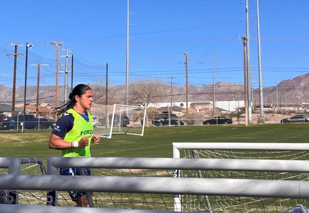 Cristo Fernández se entrenó en El Paso Locomotive de la segunda división del fútbol estadounidense 