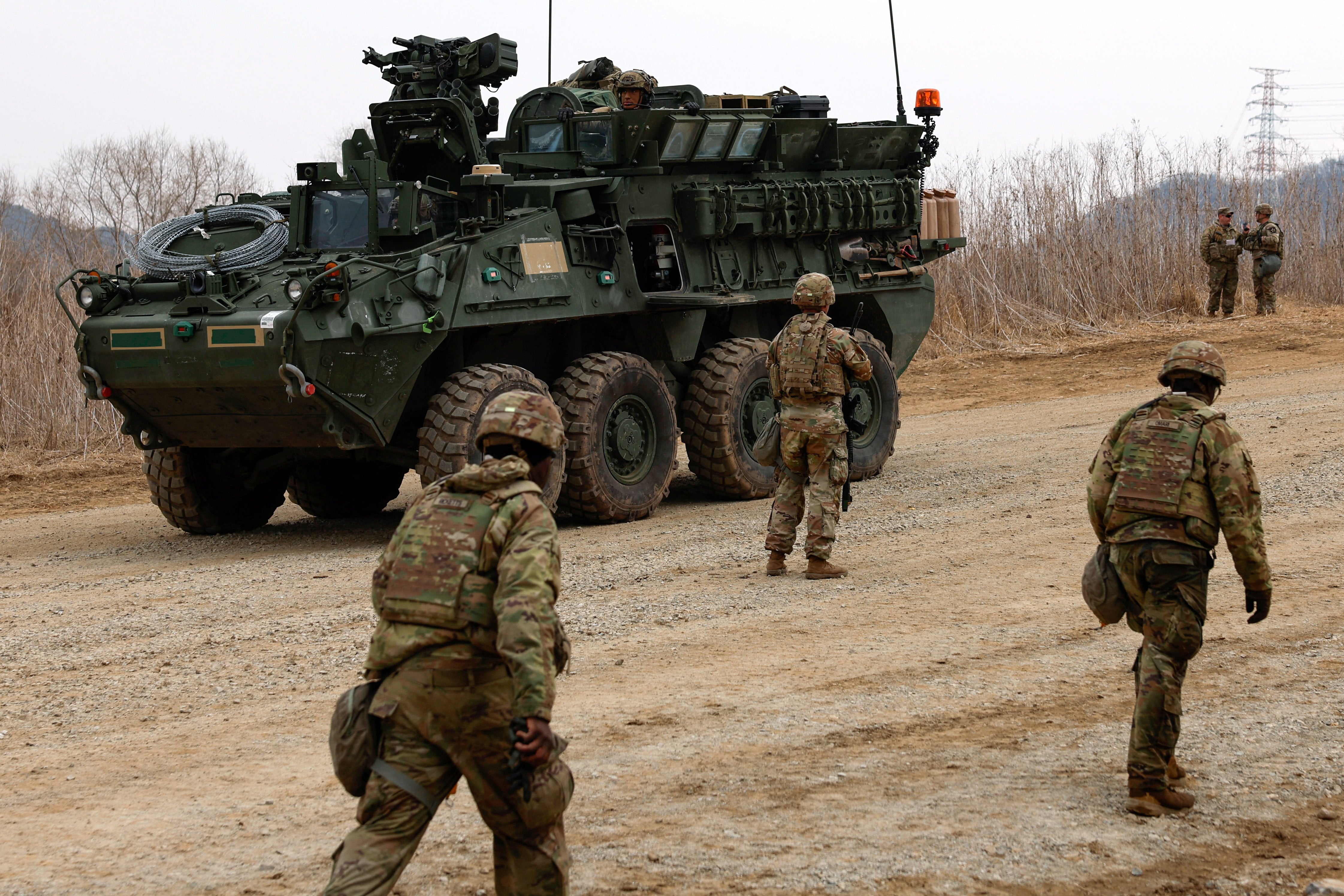 Estados Unidos evalúa desplegar refuerzos militares ante una posible nueva fase en la guerra con Irán (REUTERS)