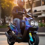 Estas son las razones por las que los jóvenes eligen moverse en moto