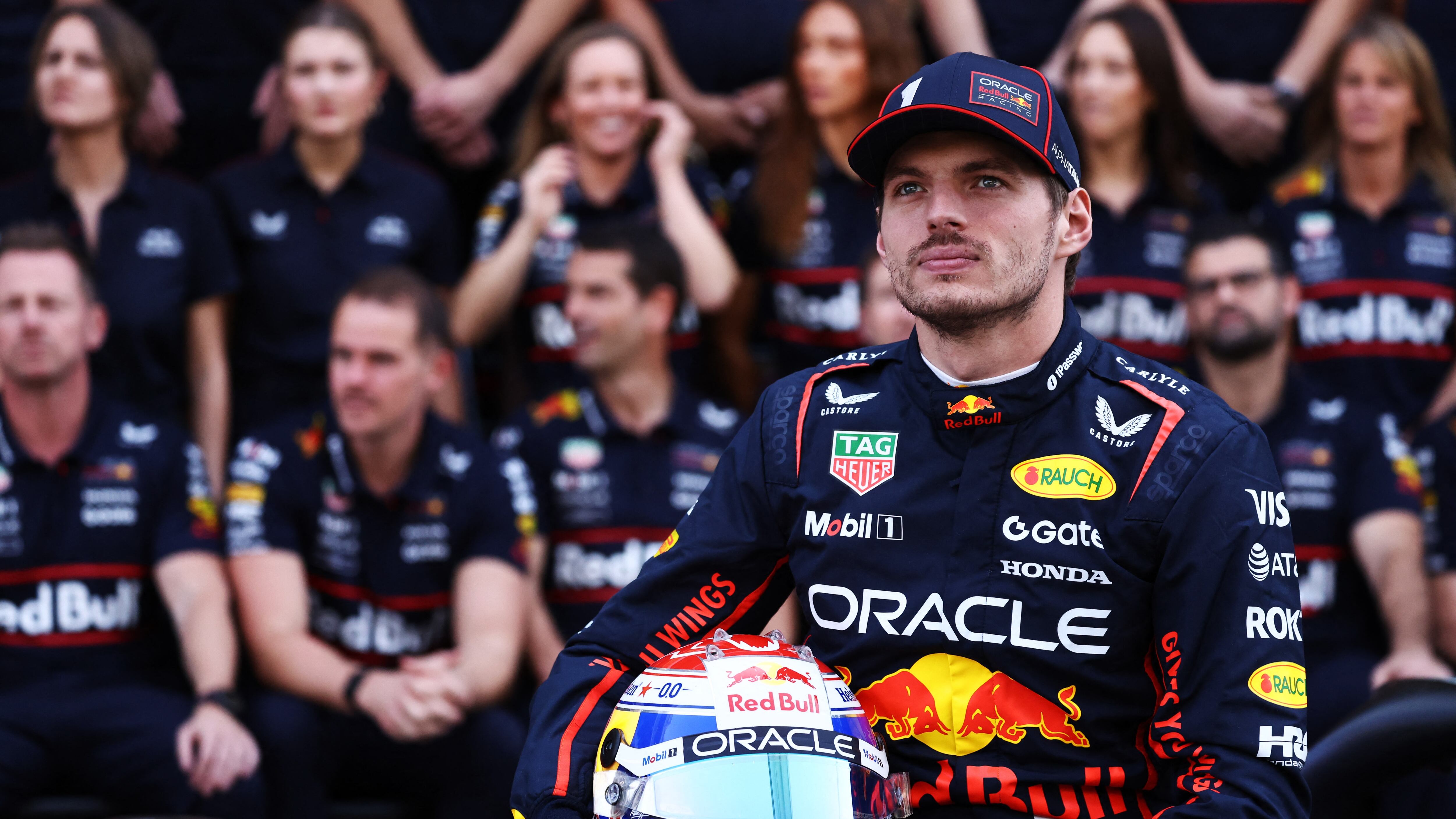 Max Verstappen lidera la lista de salarios en la Fórmula 1 2026 con un contrato base estimado en 70 millones de dólares con Red Bull Racing. (REUTERS/Amr Alfiky)