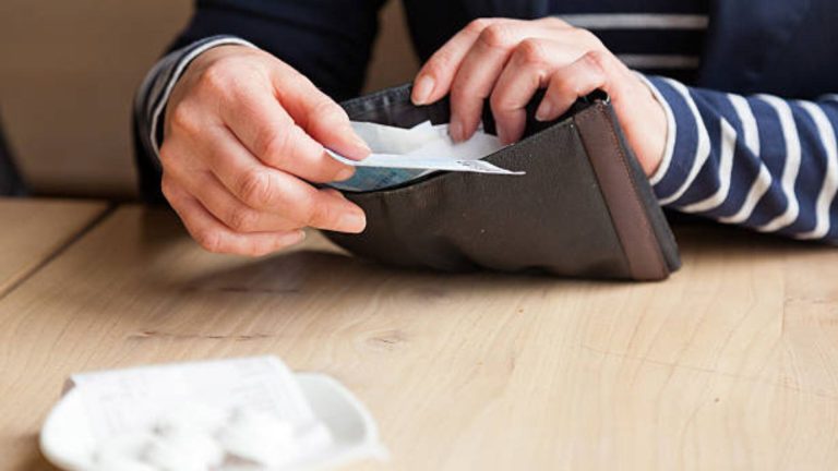 Falsos inspectores sanitarios intentan cobrar dinero a comerciantes en Panamá